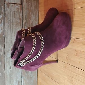 Vince Camuto Heels Booties Chains Eggplant Purple Suede Leather Size 7.5…